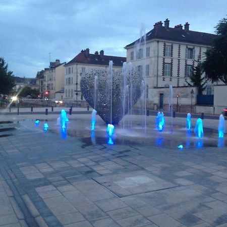 Le St Frobert Au Coeur De Troyes Διαμέρισμα Εξωτερικό φωτογραφία