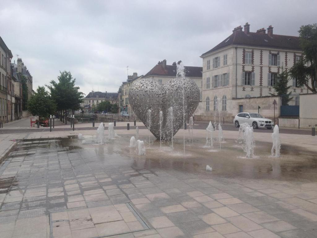 Le St Frobert Au Coeur De Troyes Διαμέρισμα Εξωτερικό φωτογραφία